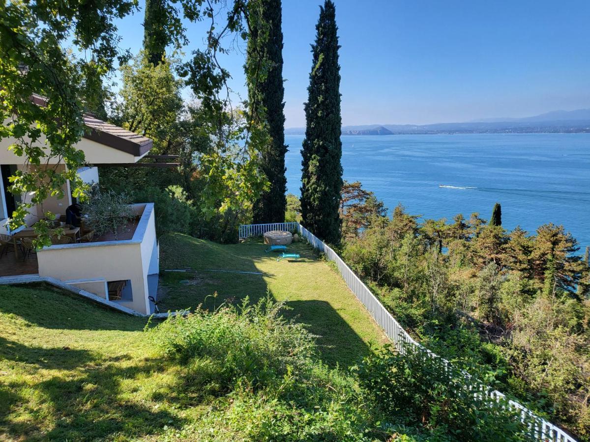 La Maison Sur Mer Villa Torri Del Benaco Exterior photo